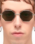 8057509367174_8.jpg