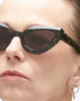 8057509365910_5.jpg