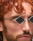 8057509364296_5.jpg