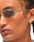 8057509367846_6.jpg