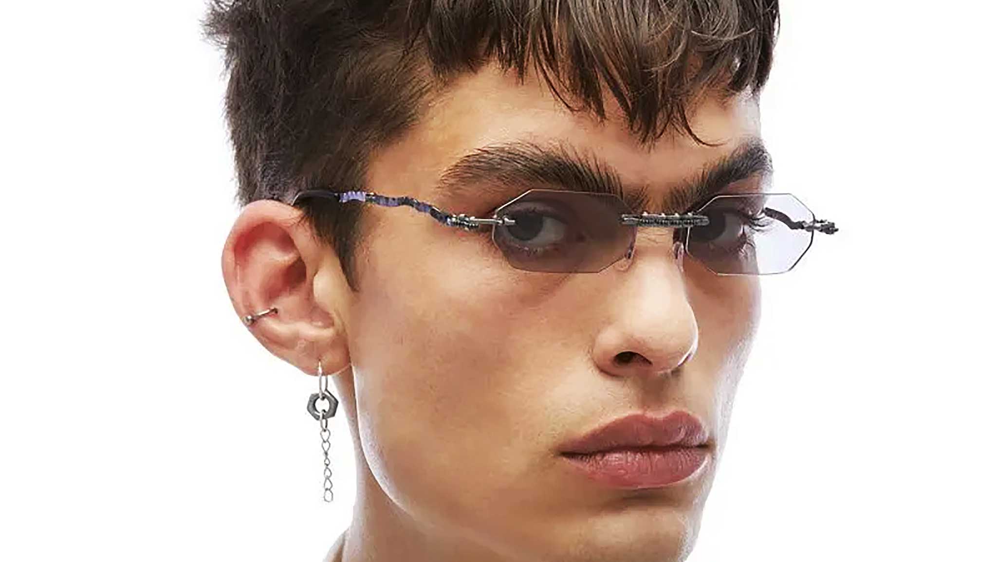 8057509360939_4.jpg