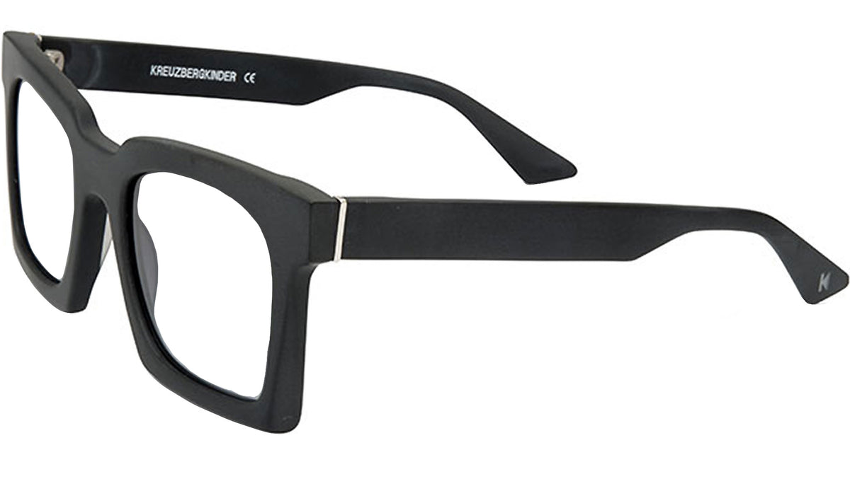 Gili Matte Black