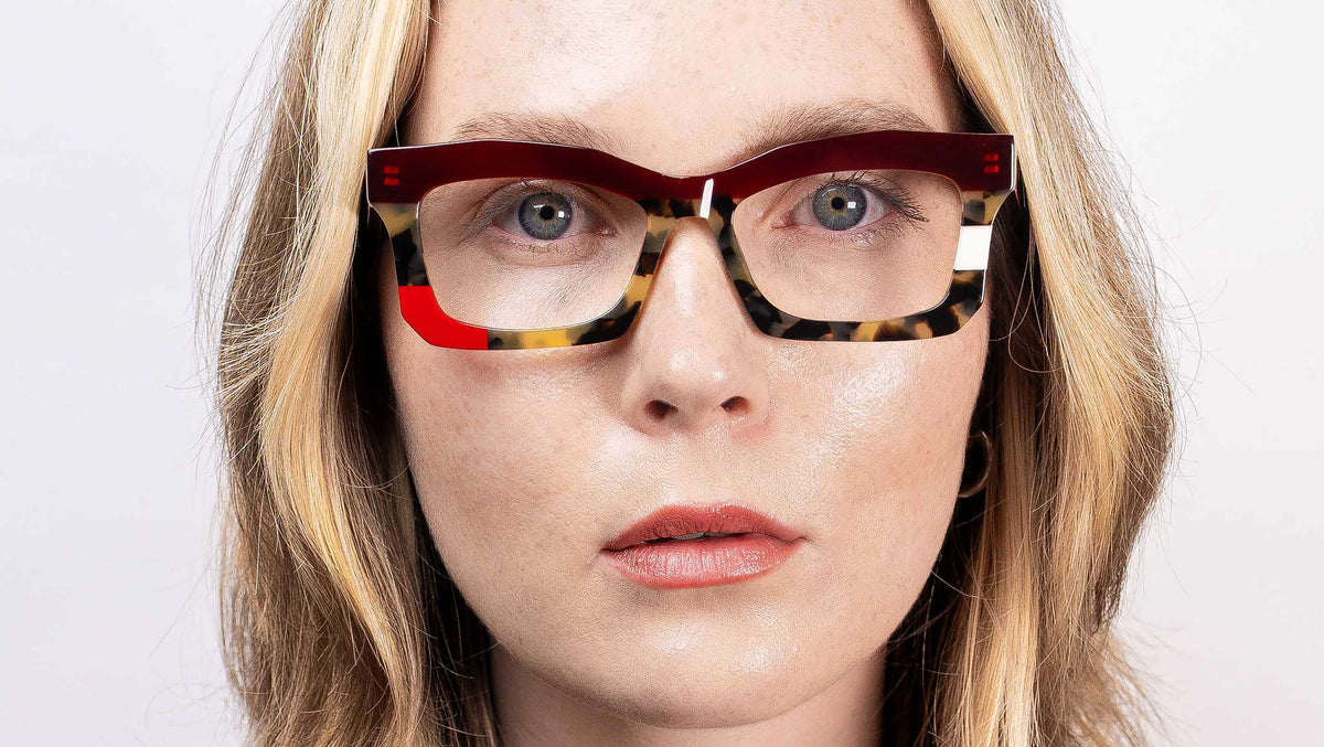 Elvia Red