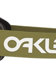 Flight Tracker L OO7104 87