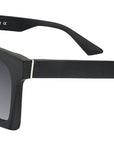 Gili Matte Black