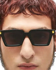 8057509363084_4.jpg